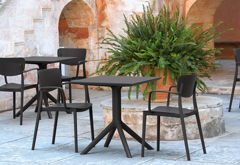 SKY Table 70