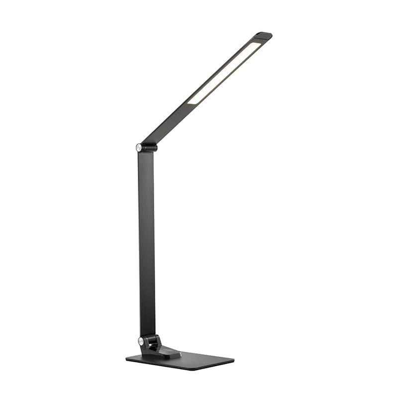 Svart LED-skrivbordslampa med ledad arm och platt fot, sedd snett från sidan mot vit bakgrund