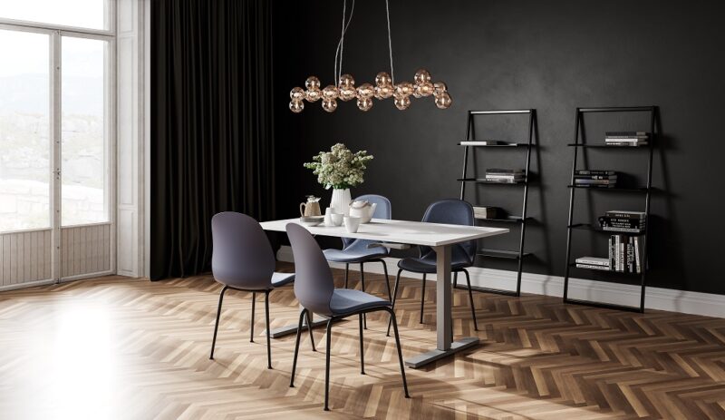 höjbart skrivbord med vev