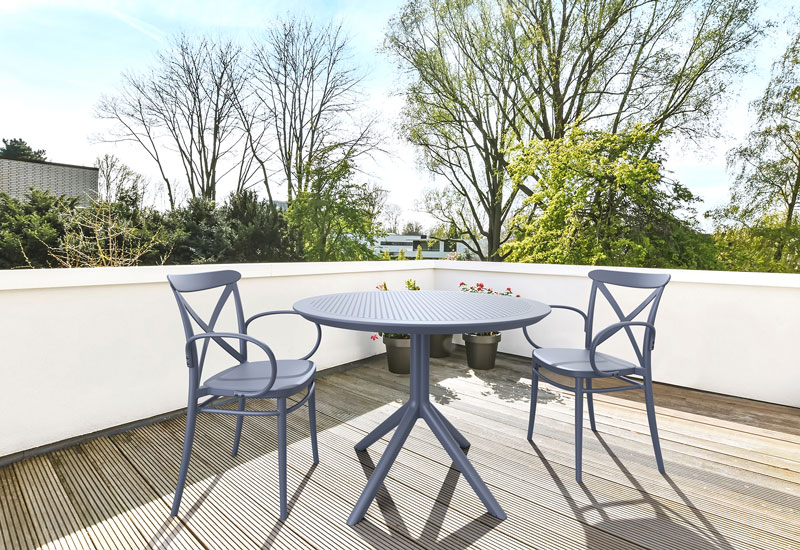 elj_sky_105_miljobild_04 Sky Ø105 - Runt cafébord